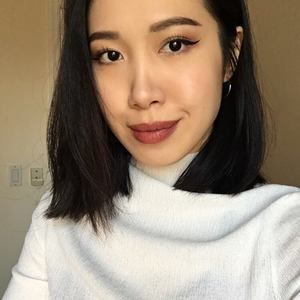 Meet your Posher, Jacqueline